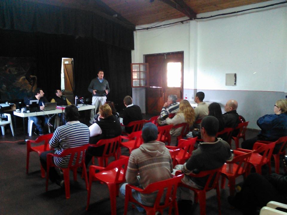 Primera reunión de cooperativa en Montevideo