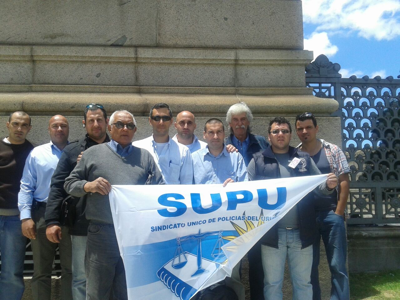 Delegación del SUPU presente en el Palacio Legislativo